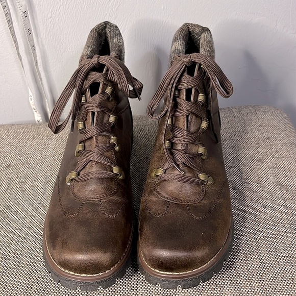 Sonoma Ankle Boots, size 10M. - Picture 4 of 15